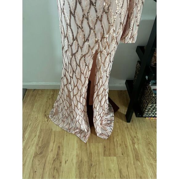 Lulus pink long sleeve sparkley fancy dress size large - Picture 2 of 6